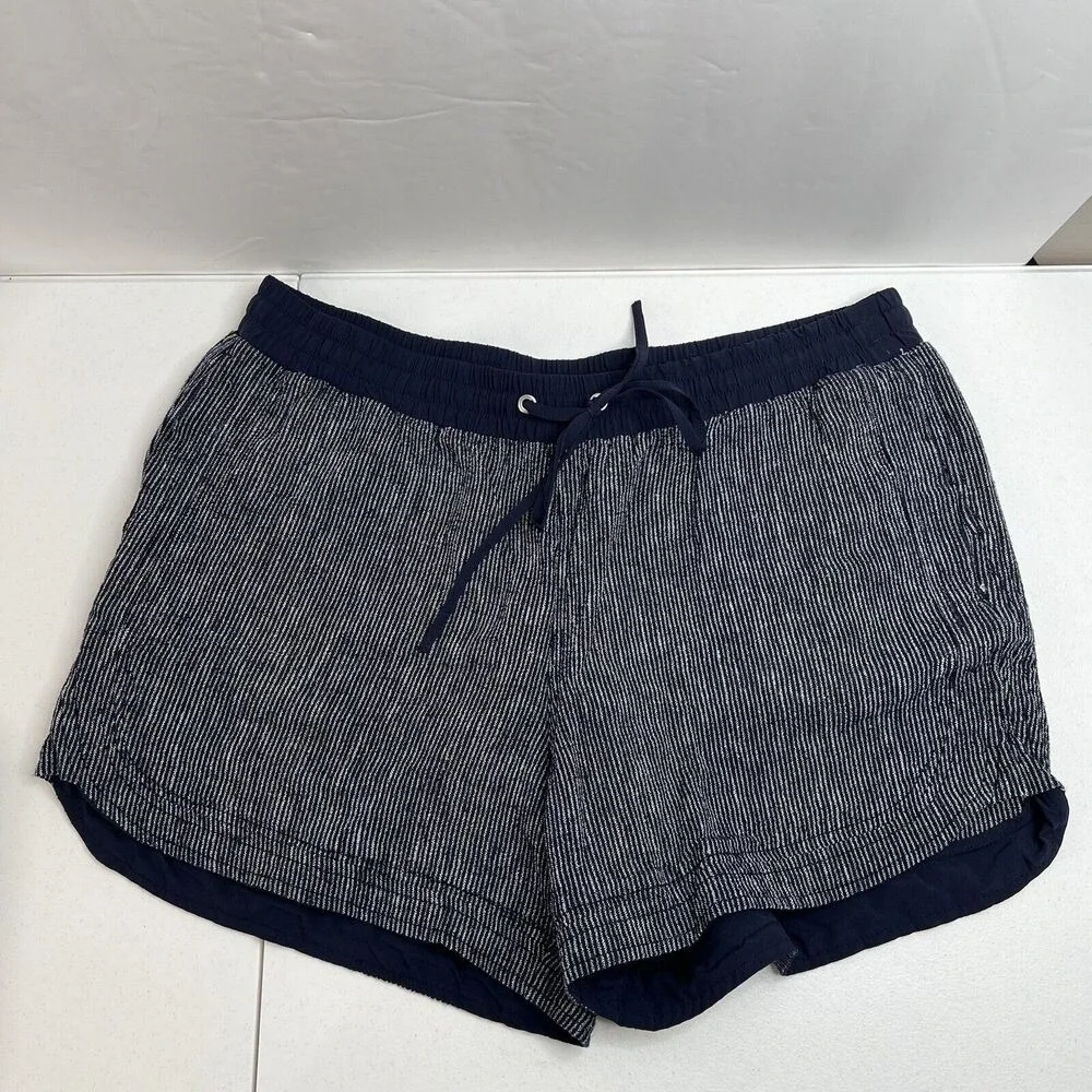 Liz Claiborne liz claiborne